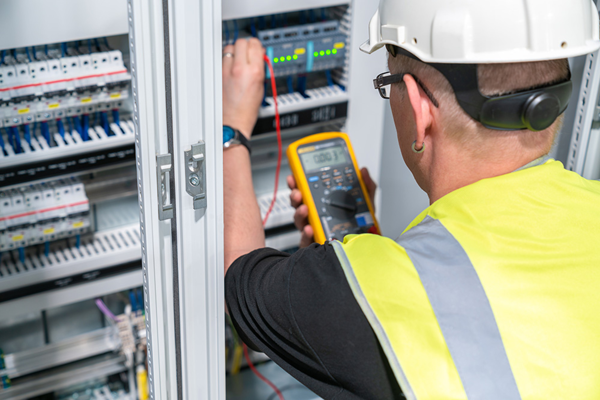Elektroanlagen-Kontrolle bei BKE-Elektro Bäuerle in Ellwangen
